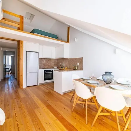 Amaro Iii - Stunning Penthouse In Alcantara Lisboa