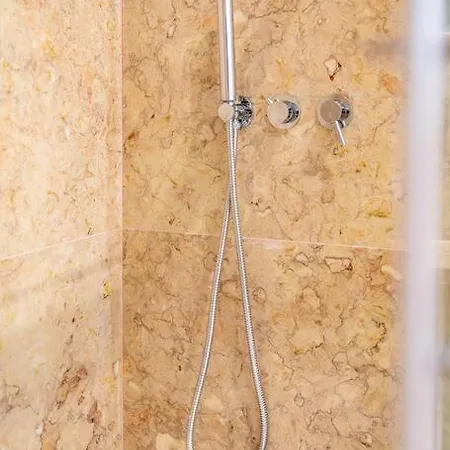 Amaro Iii - Stunning Penthouse In Alcantara